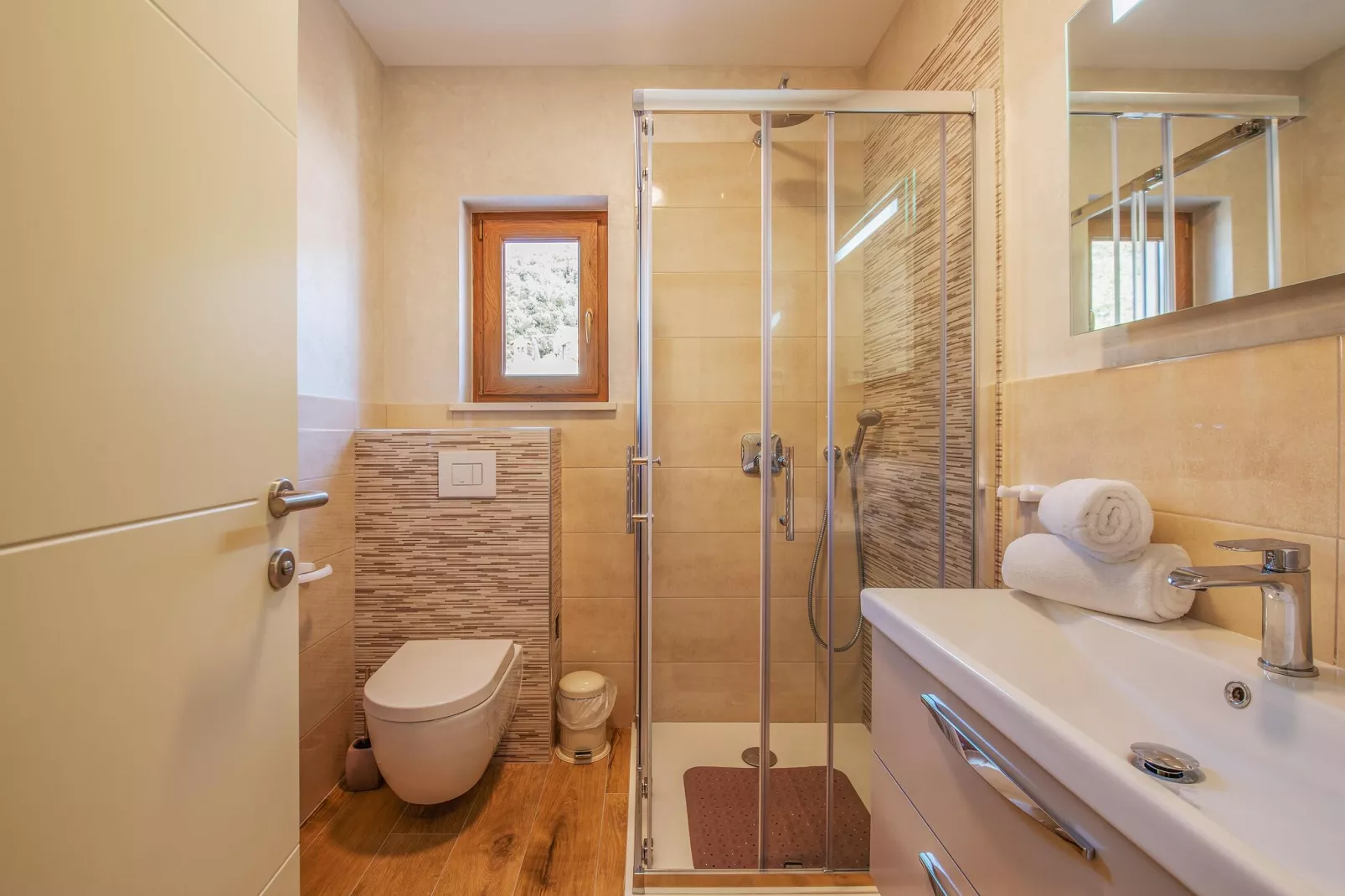 Villa Porto-Bathroom
