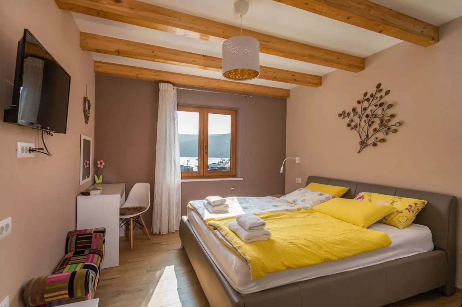 Villa Porto-Bedroom