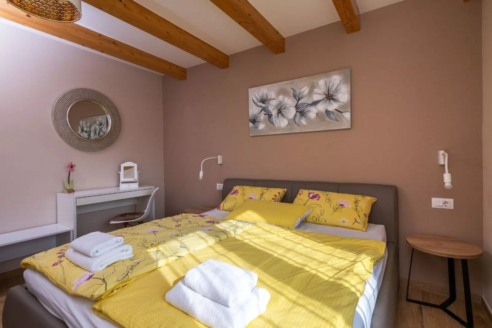 Villa Porto-Bedroom