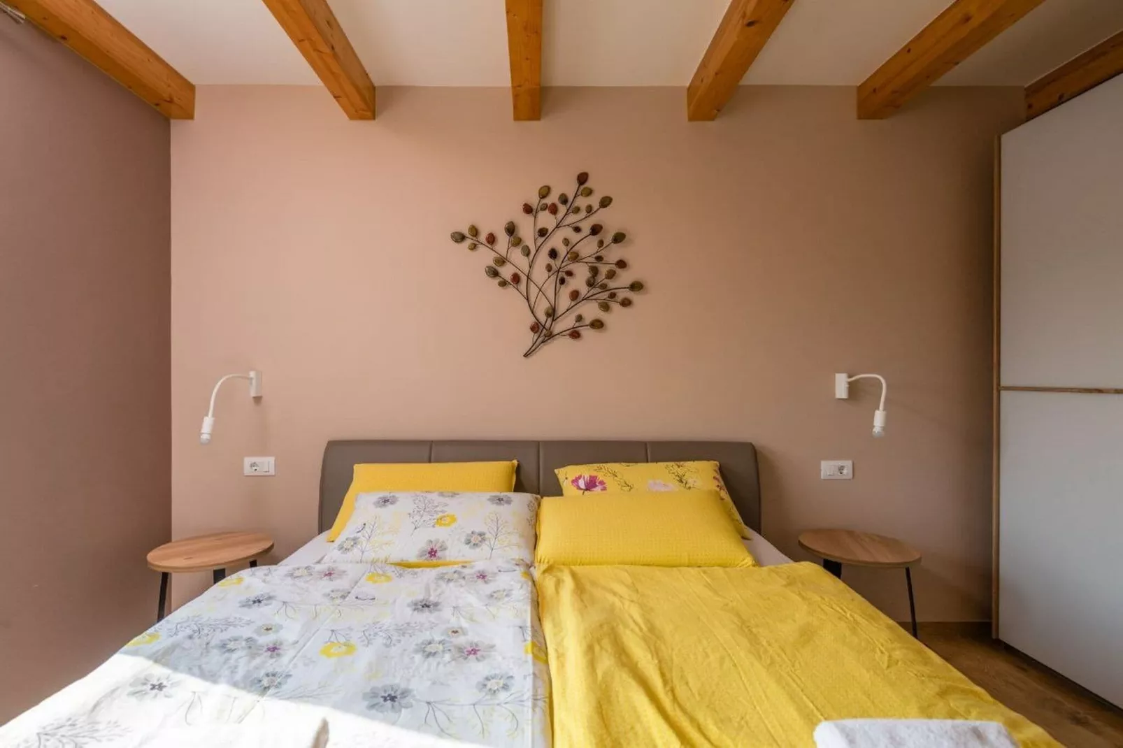 Villa Porto-Bedroom