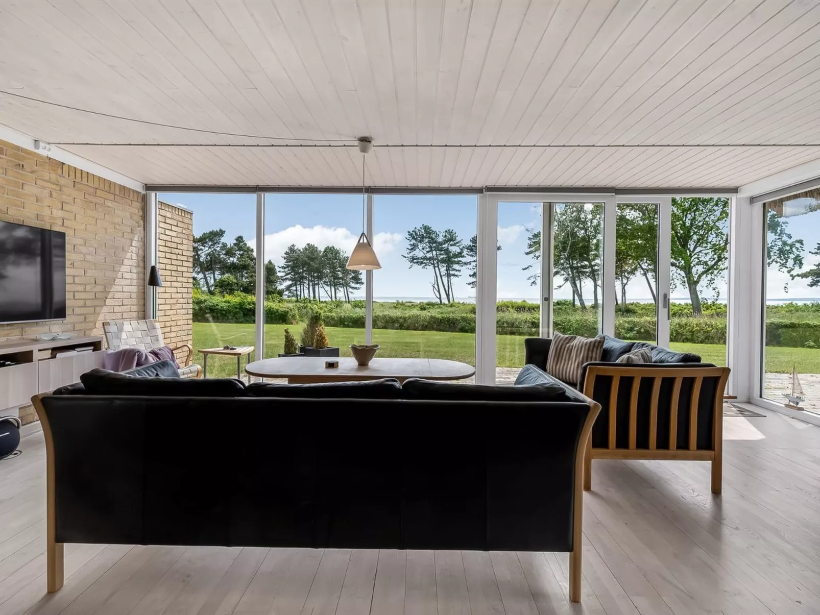 "Ellanora" - 50m from the sea - Drinnen