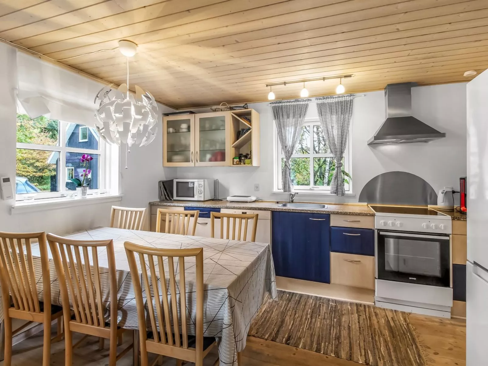 "Tomassine" - Drinnen