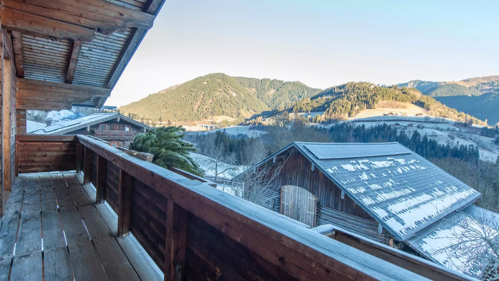 Pehambauer S - Exterior in winter