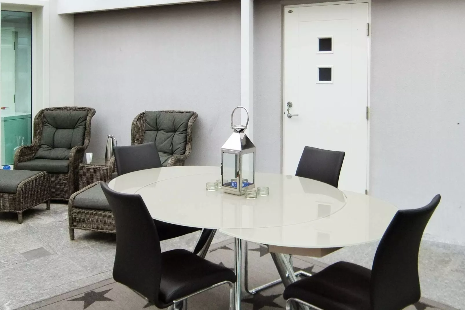 HUS 67509-Indoor