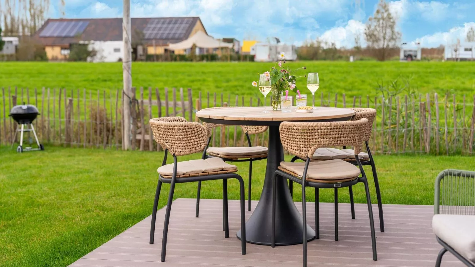 Bij de Bakker - Jardins en été