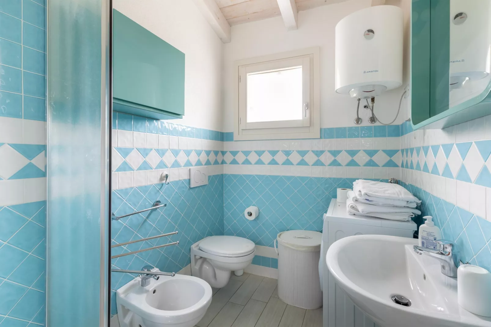 ATTICO BADESI CON PISCINA - Badezimmer