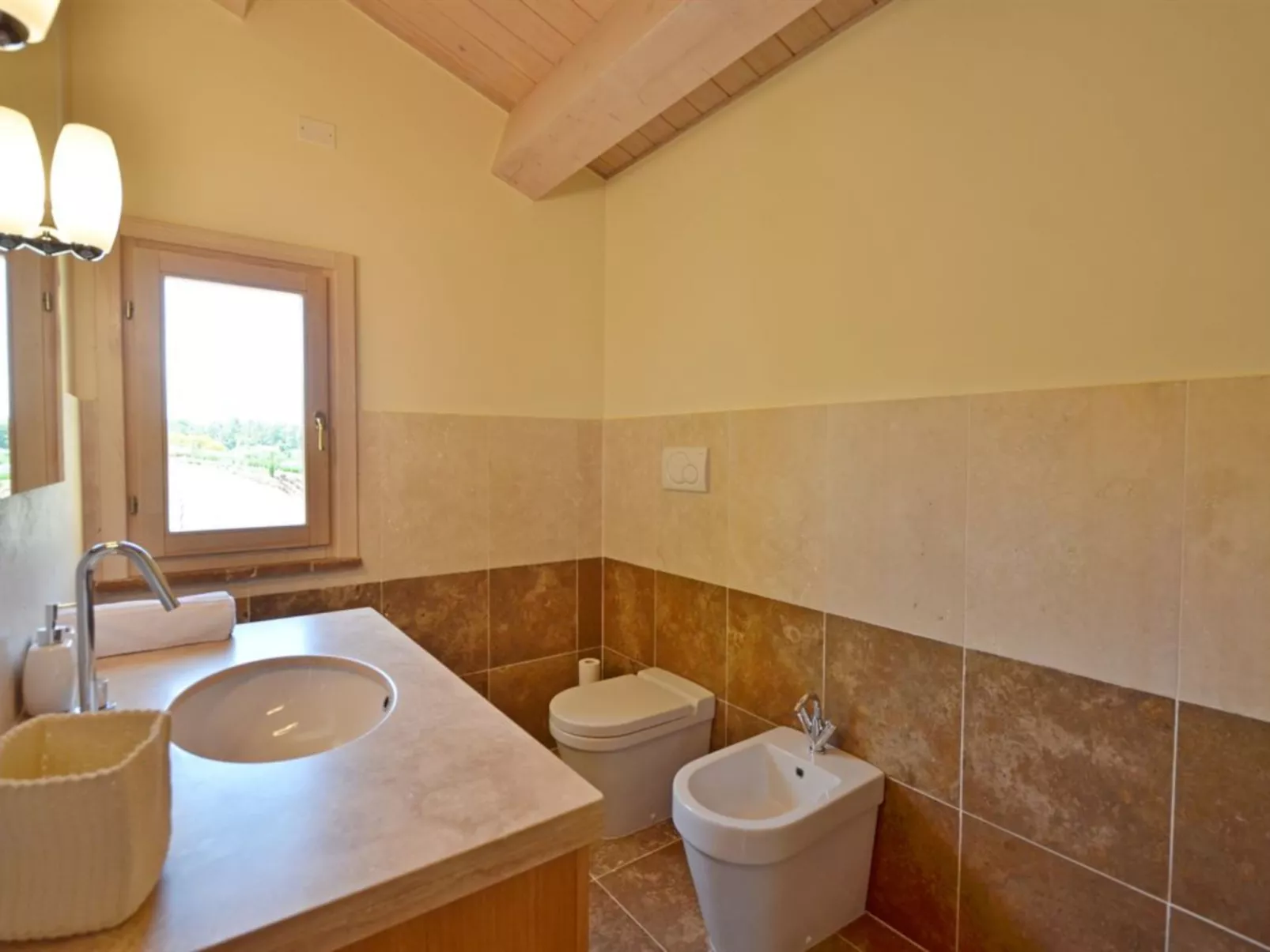 Villa Aquila - Drinnen