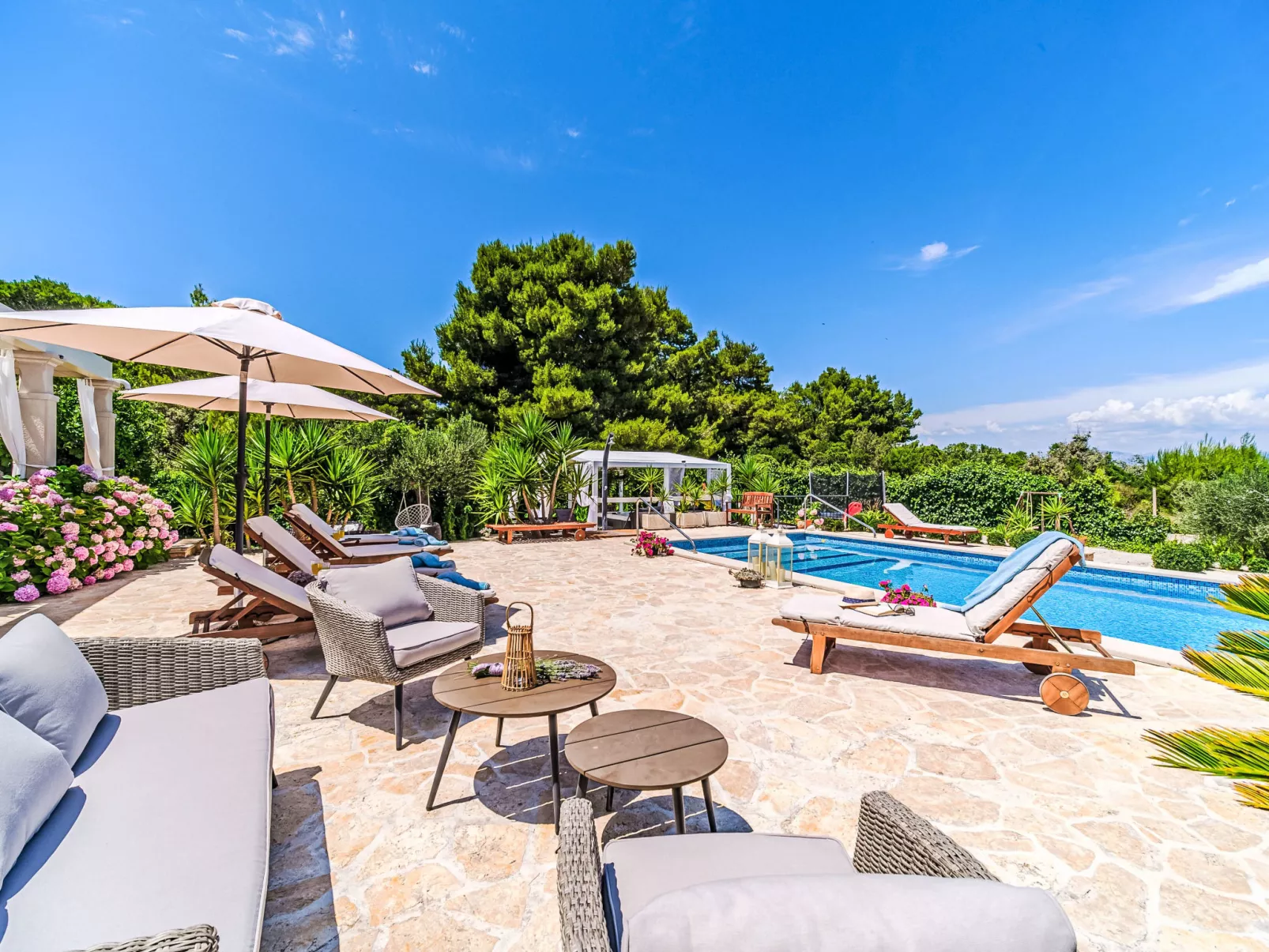 Villa Mutnik-Drinnen