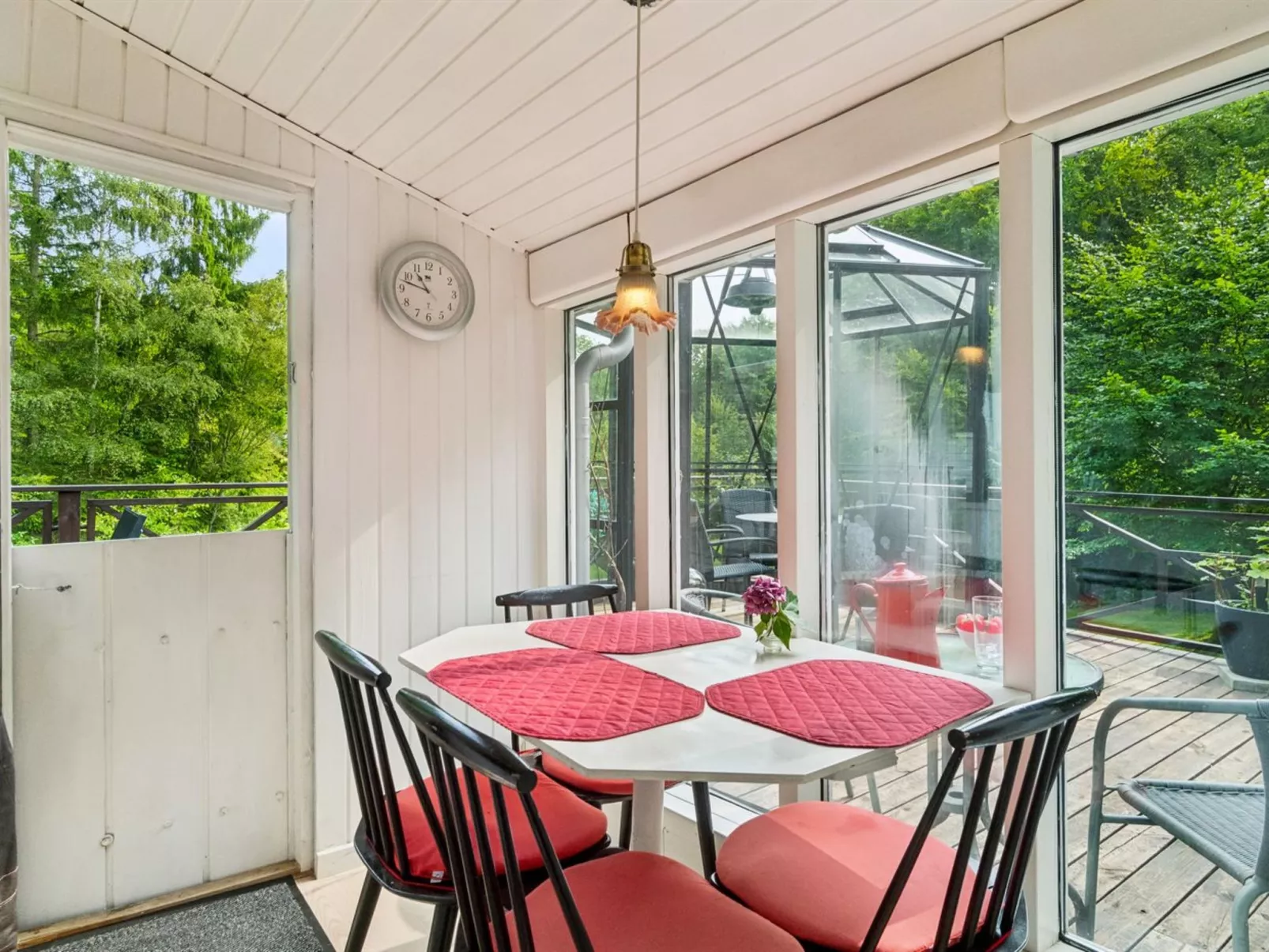 "Vesa" - 2.4km from the sea-Dedans