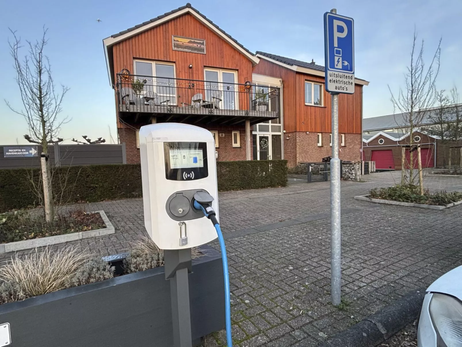 De Meerparel - Outside