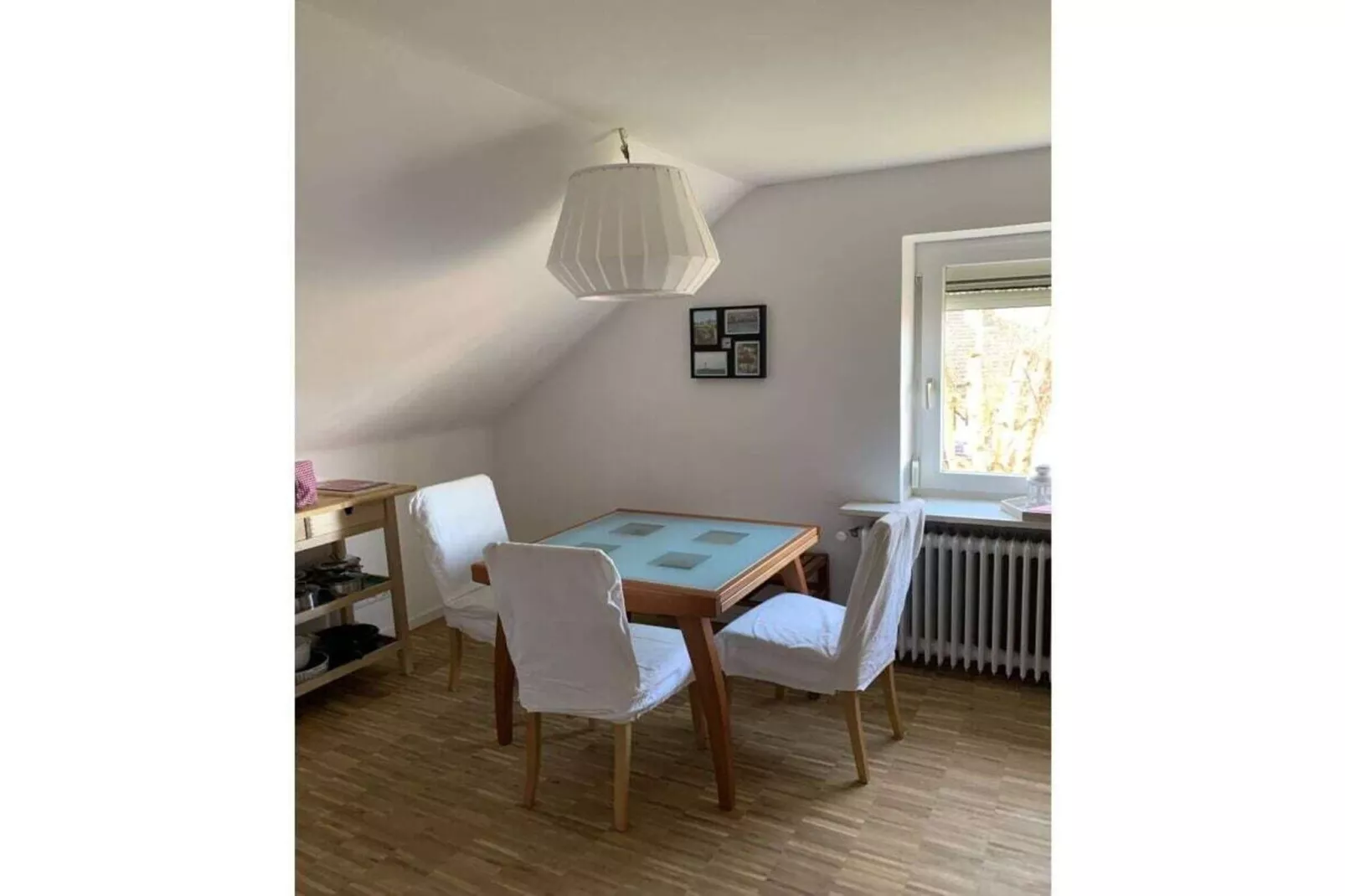 386347-Dining room