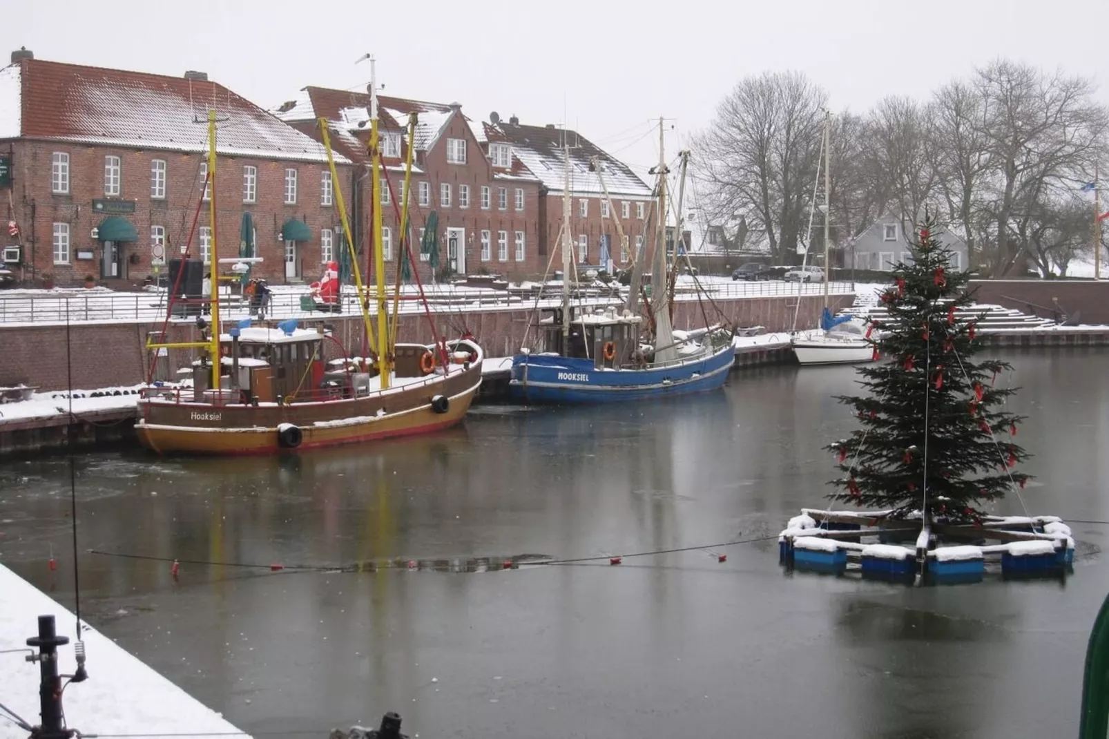 26681-Area within 5km in winter