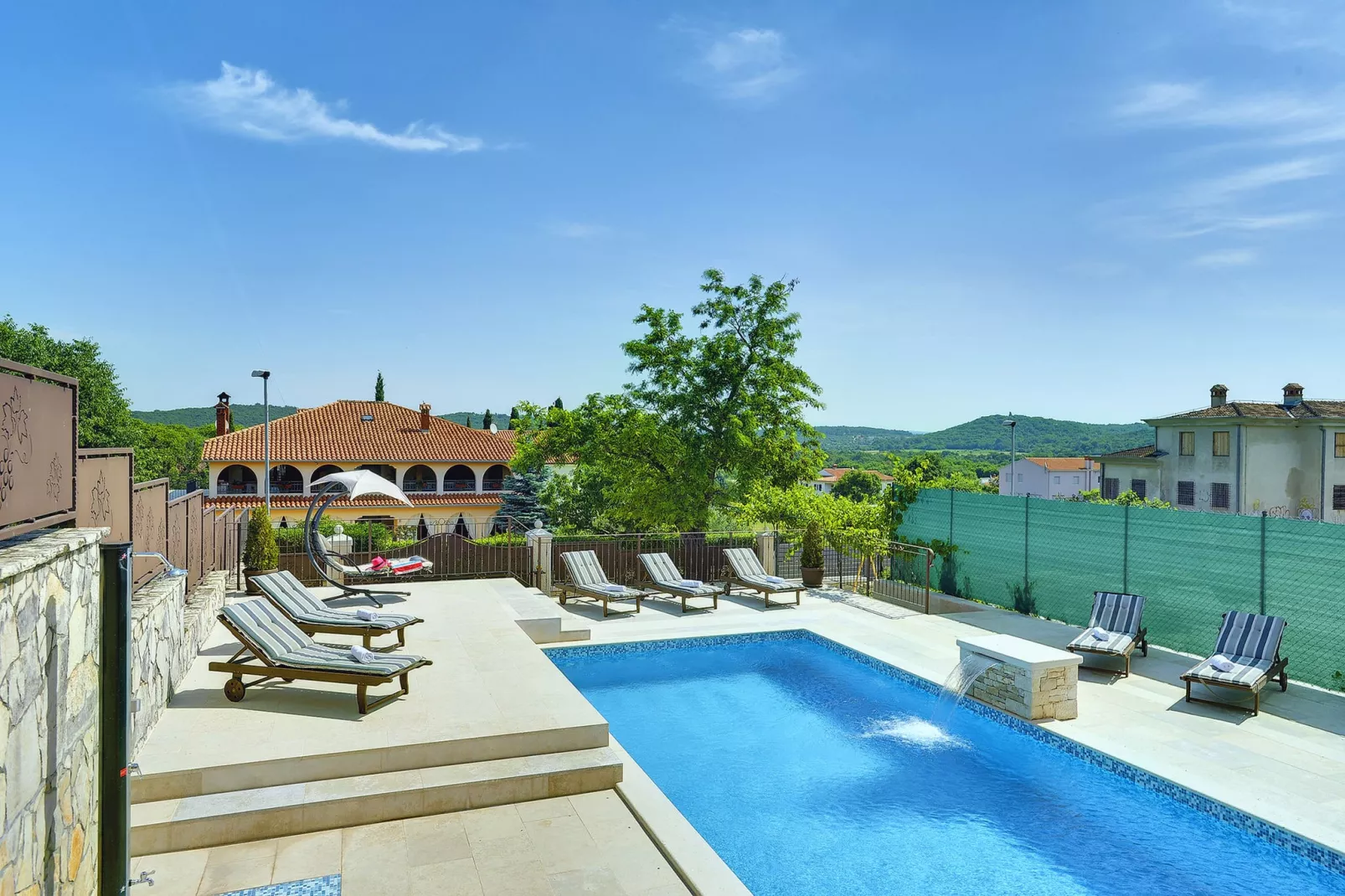 Casa Alberta-View summer