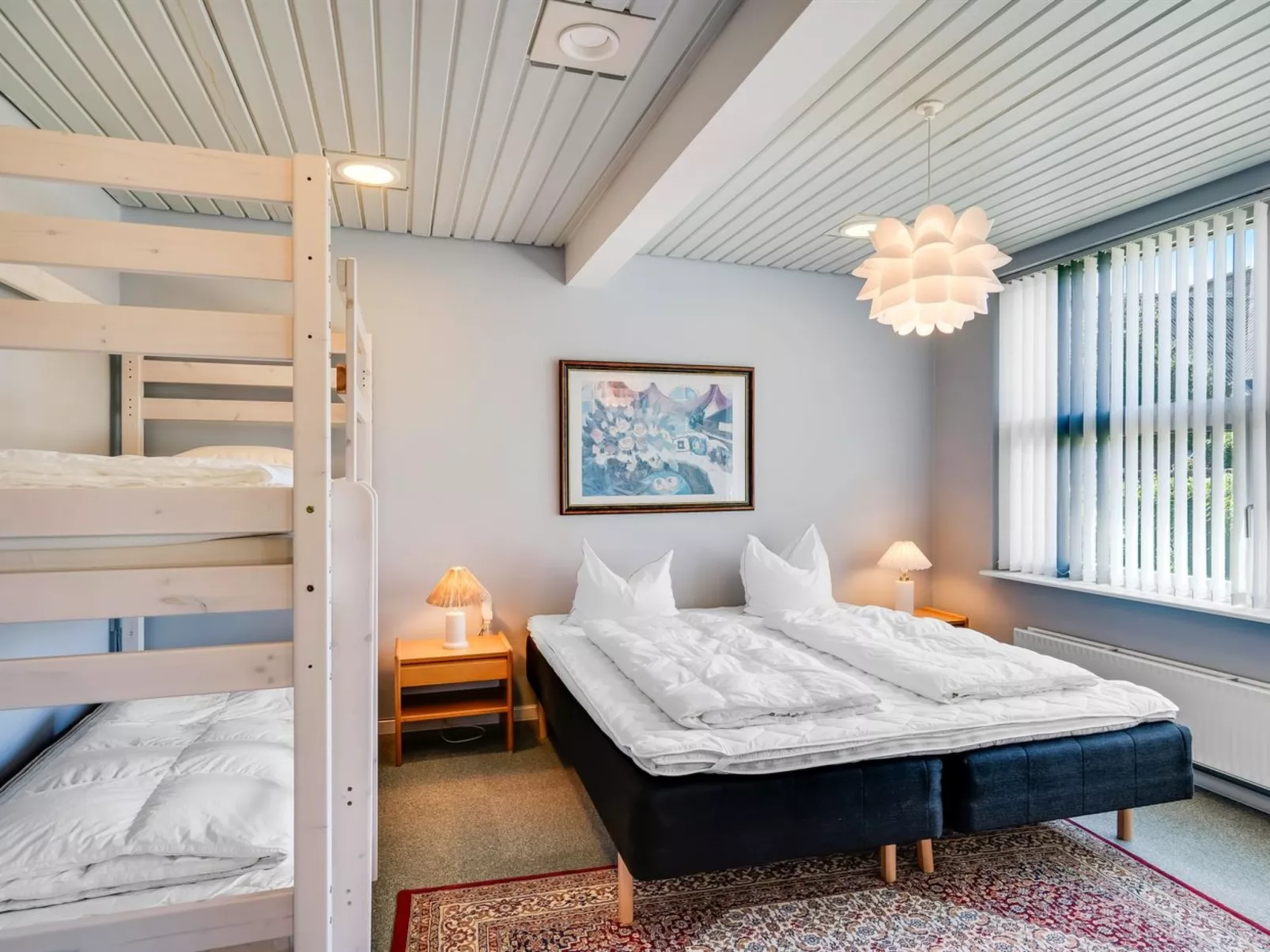 "Borjana" - 500m to the fjord-Drinnen