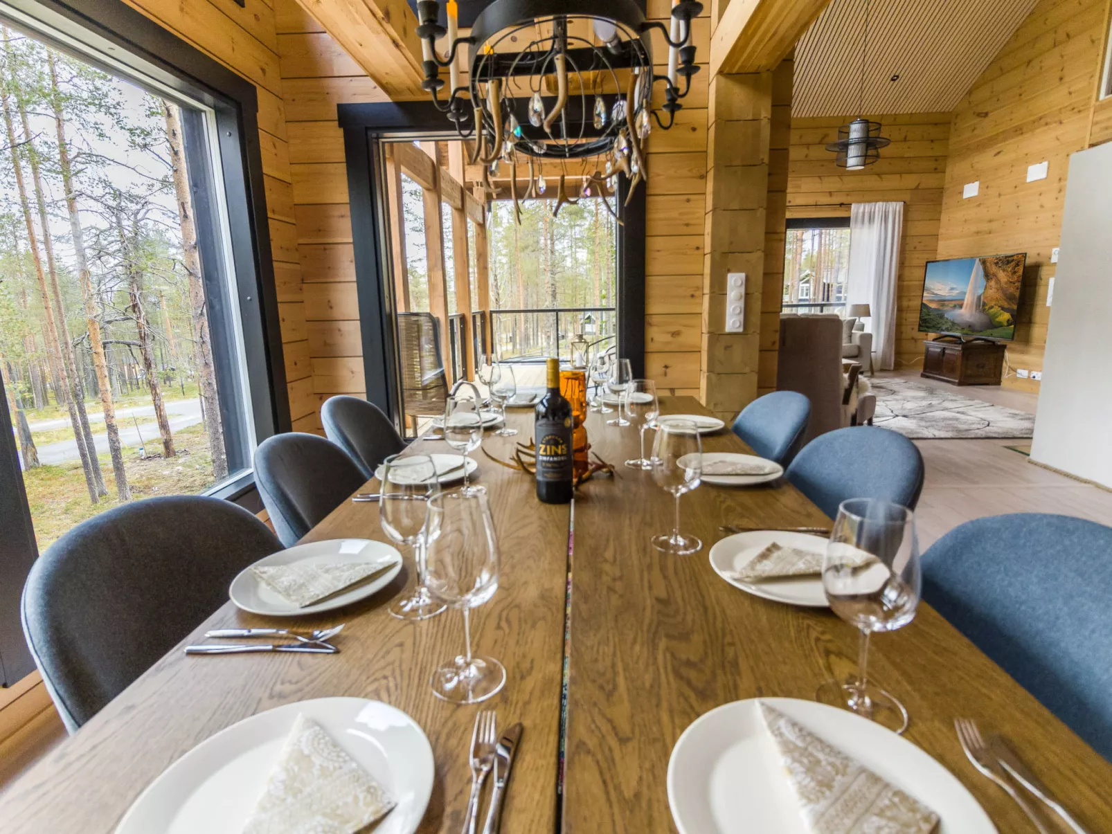 Villa valoisa - Drinnen