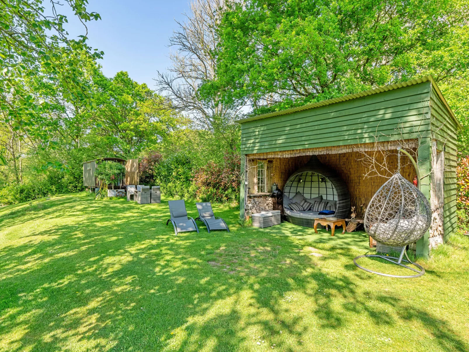 Shepherd's Hut at Hilltop Farm - Inside
