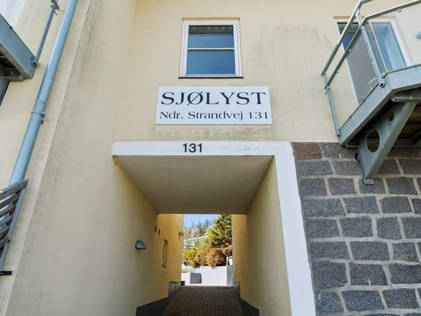 "Juna" - 50m from the sea-Draußen