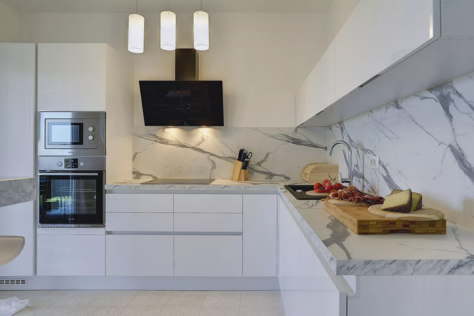 Villa Paradiso-Kitchen