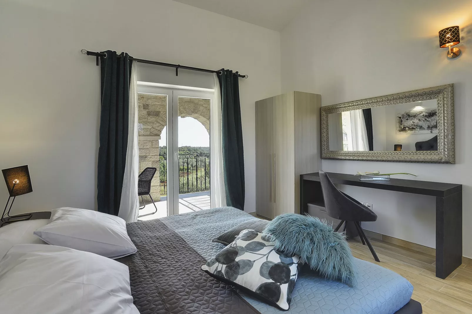 Villa Paradiso-Bedroom