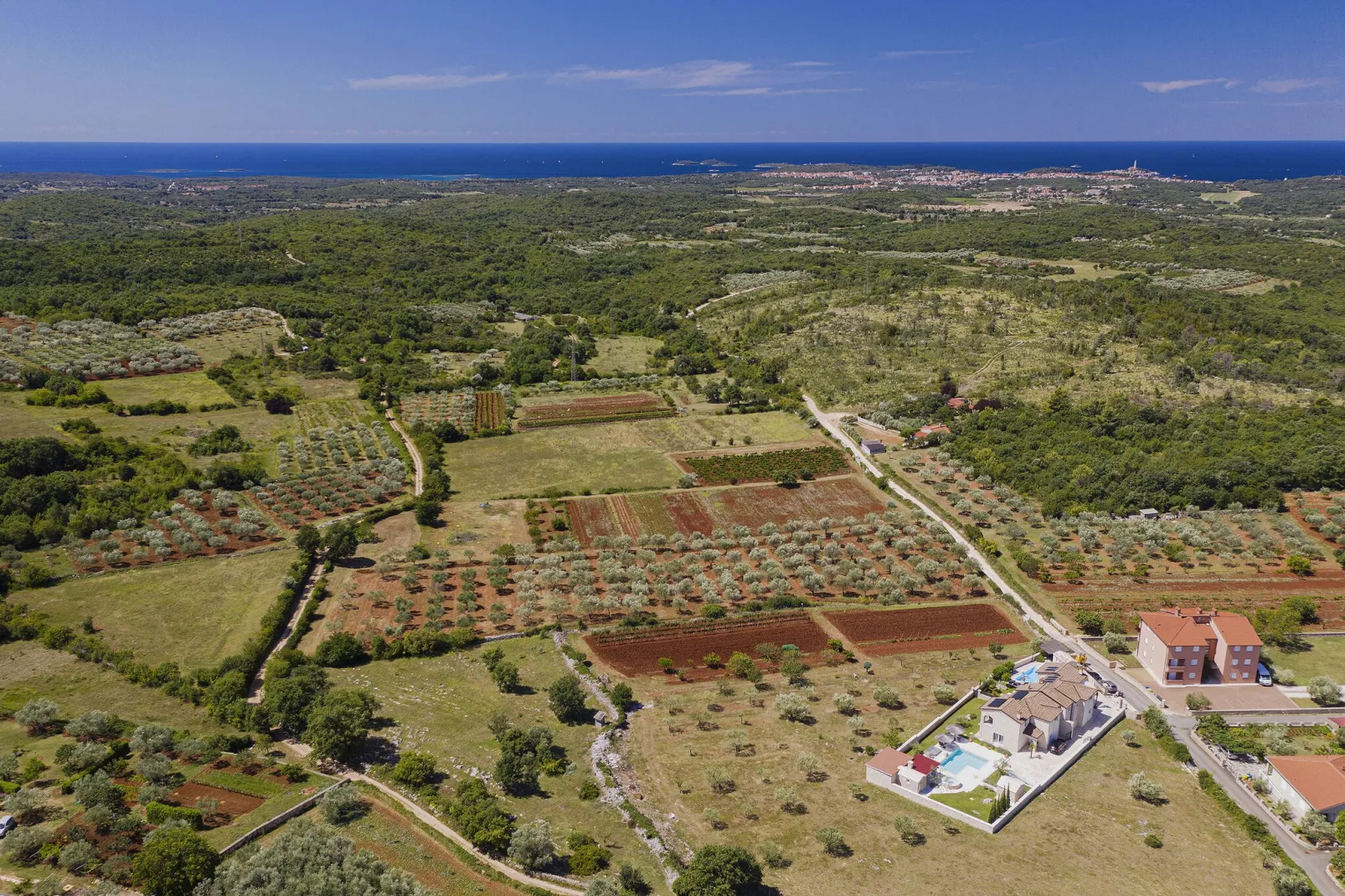 Villa Paradiso-Exterior summer