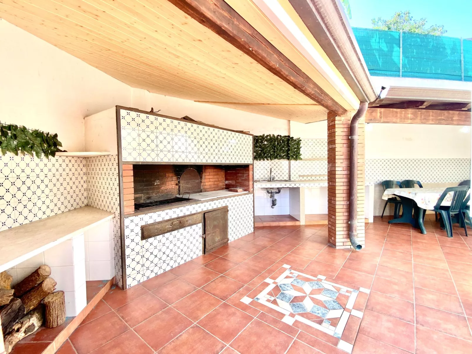 Villa Grace, Strand 200 m entfernt - Image-tags.info