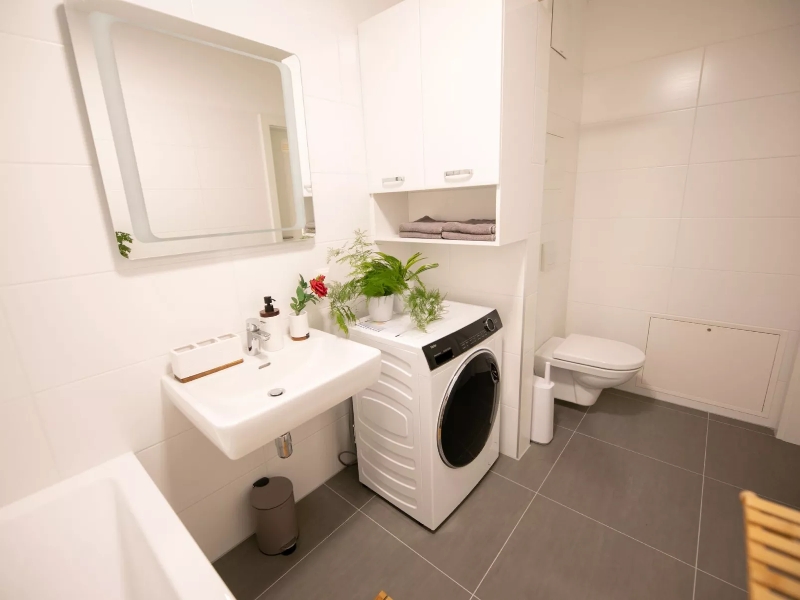 Moderne Wohnung in Kaisermühlen mit Garten und Panoramablick - Image-tags.info