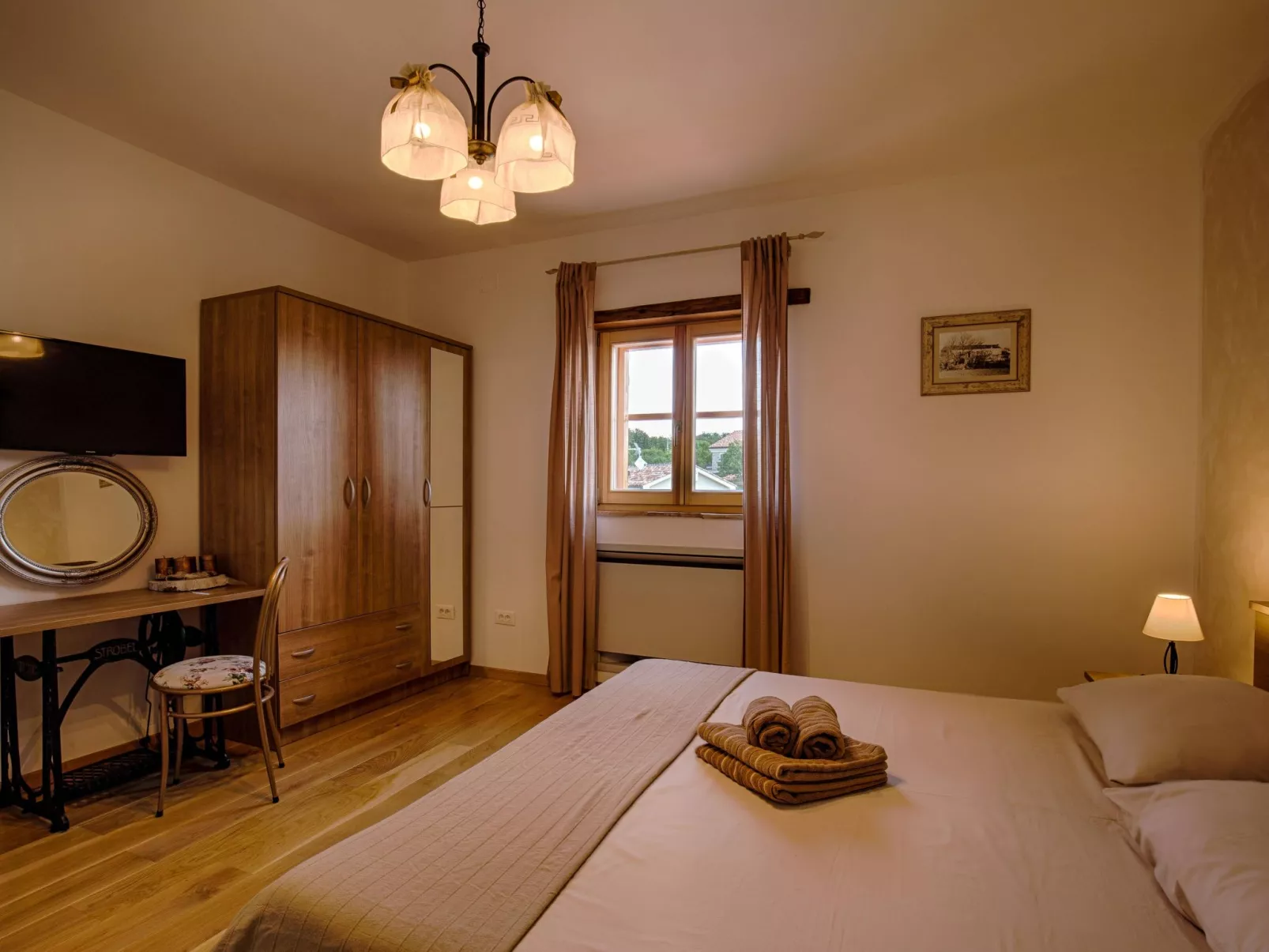 In Kras mit privatem Parkplatz - Image-tags.info