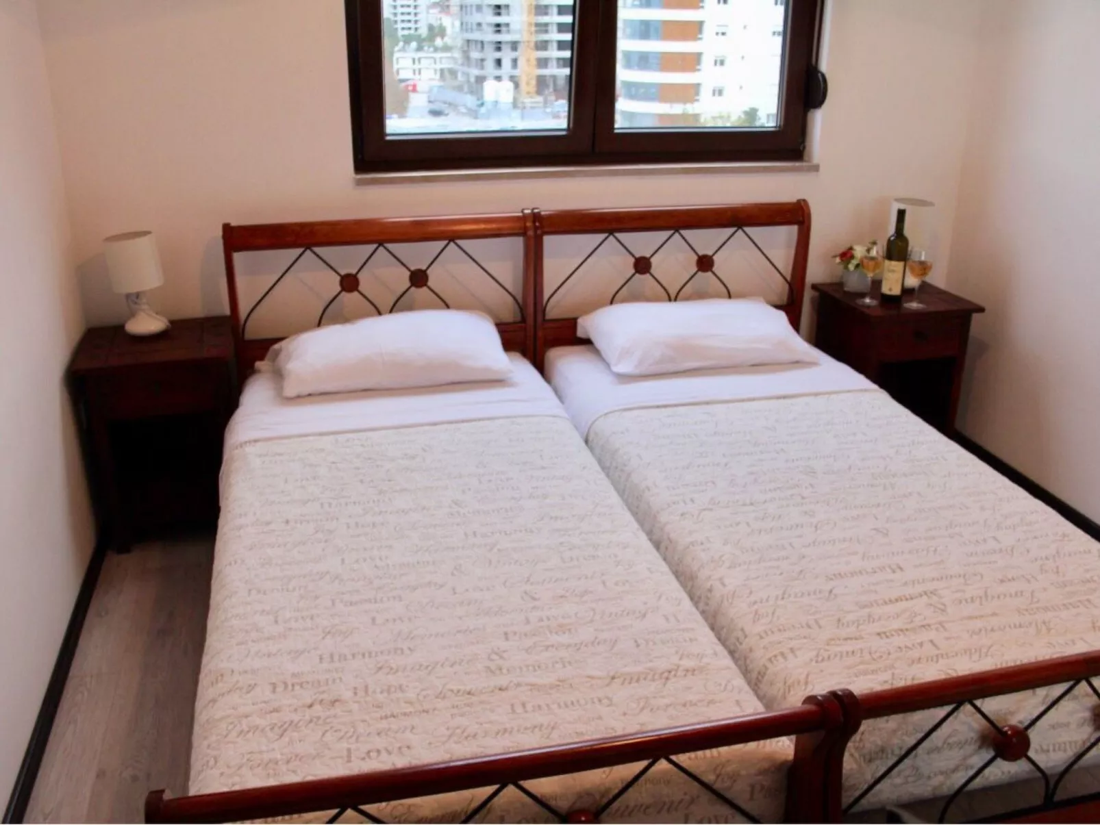 Für 4 Personen ca. 45 m&sup2; in Budva, Adriaküste Montenegro (Küste um Budva)-Image-tags.info