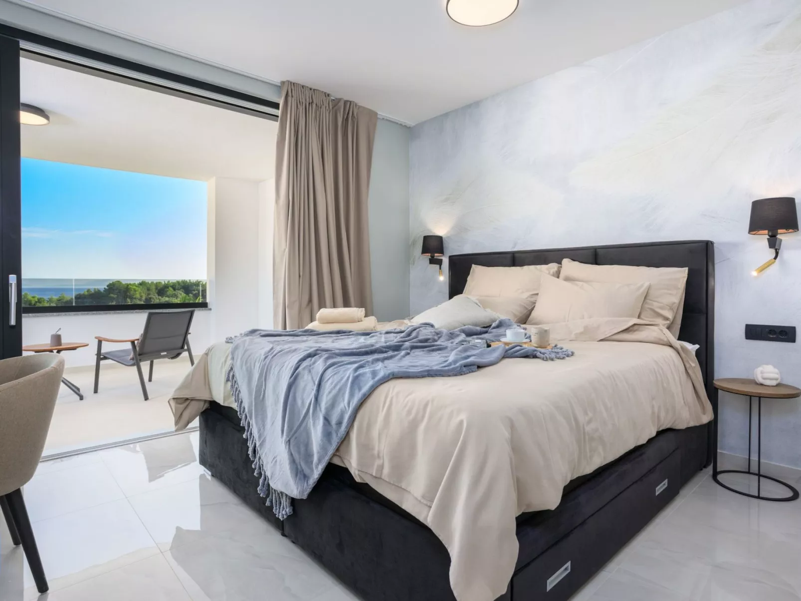 Neue moderne Villa mit Pool in der Nähe von dem - Image-tags.info