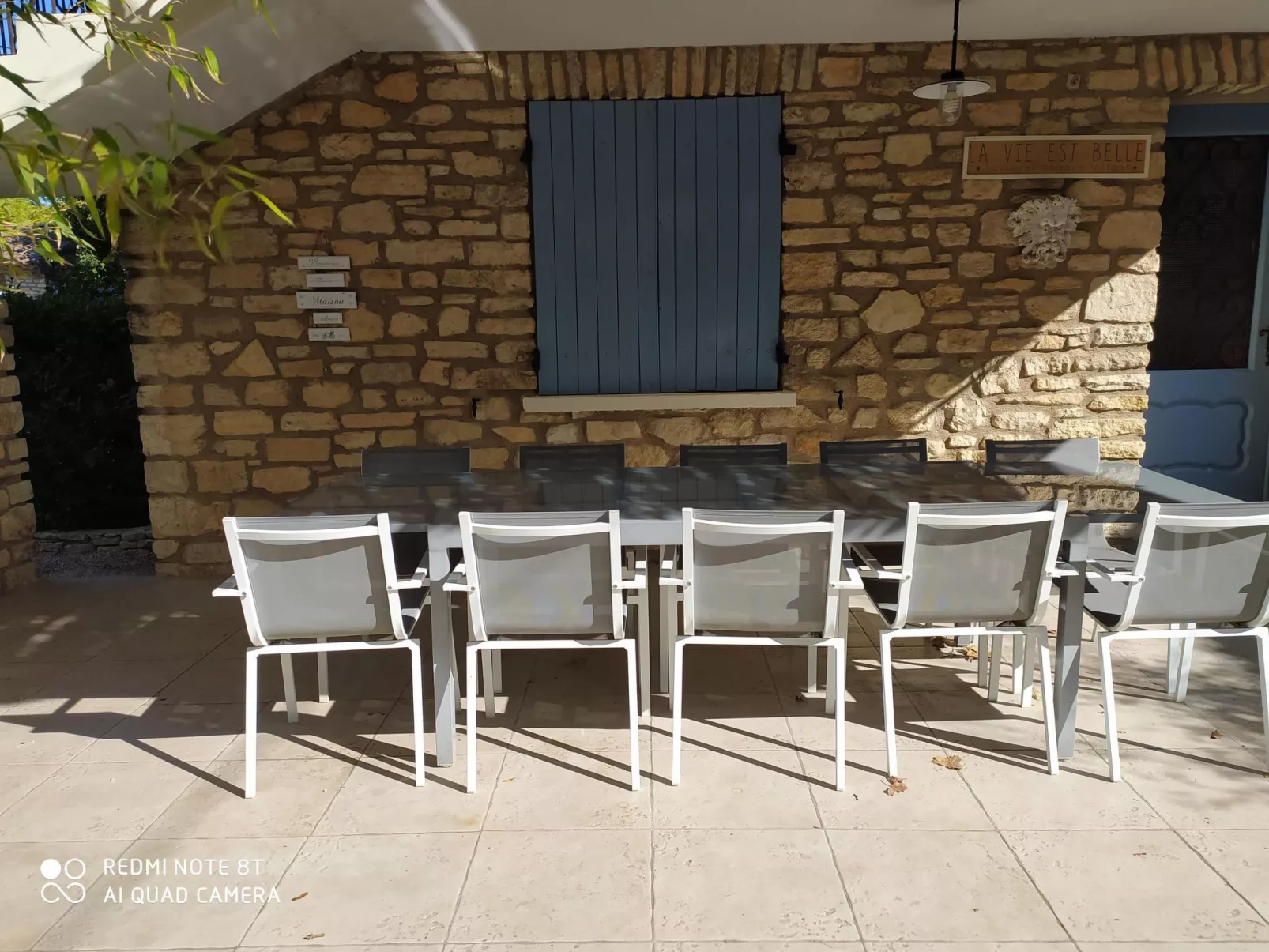 Schöne provenzalische Villa Les Carlets mit Pool - Image-tags.info