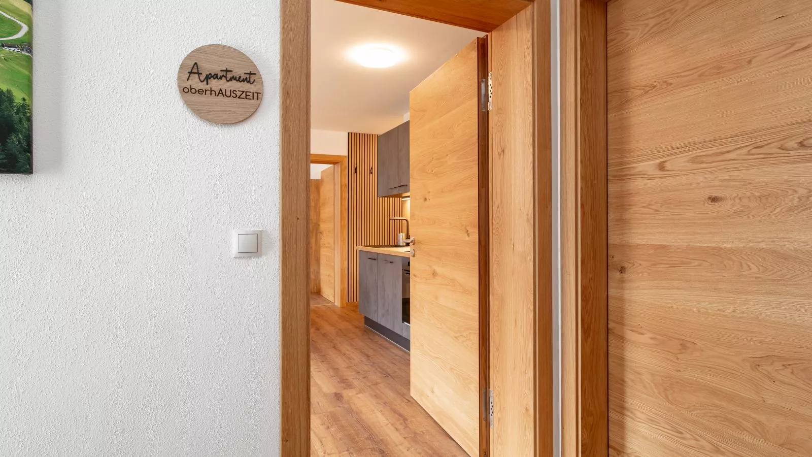 OberhAUSZEIT - Landing