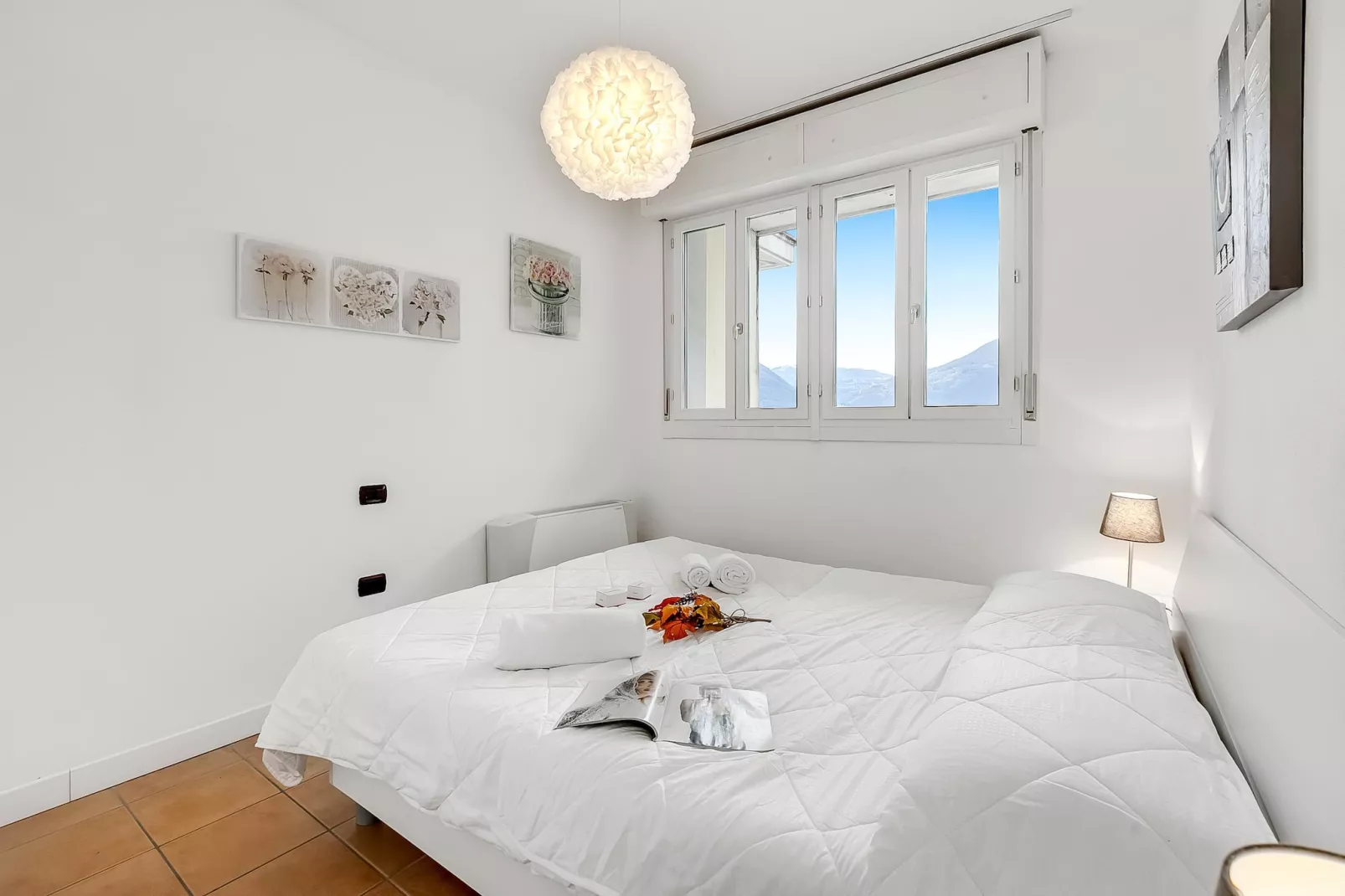 RESIDENCE PORTO LETIZIA - PALACE-2ROOM APT 6 PAX LAKE VIEW DELUXE 8210 - P2LD6 - Bedroom