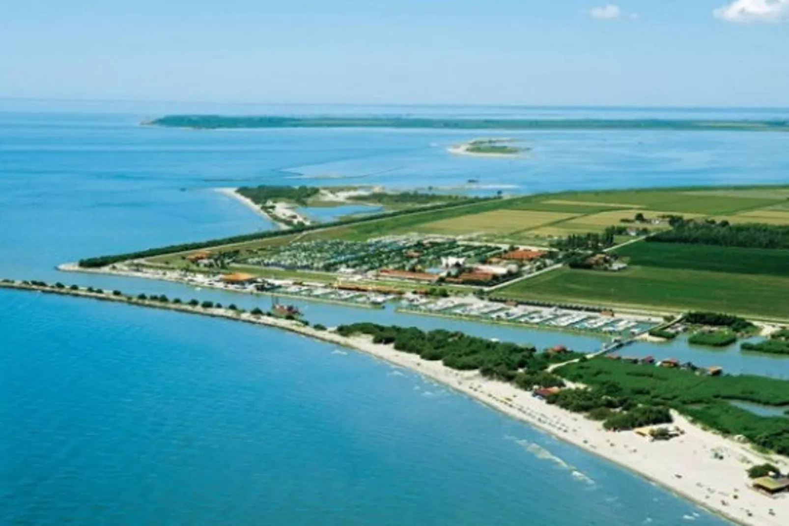 Casa Rosolina Due-Areas within 20km in summer