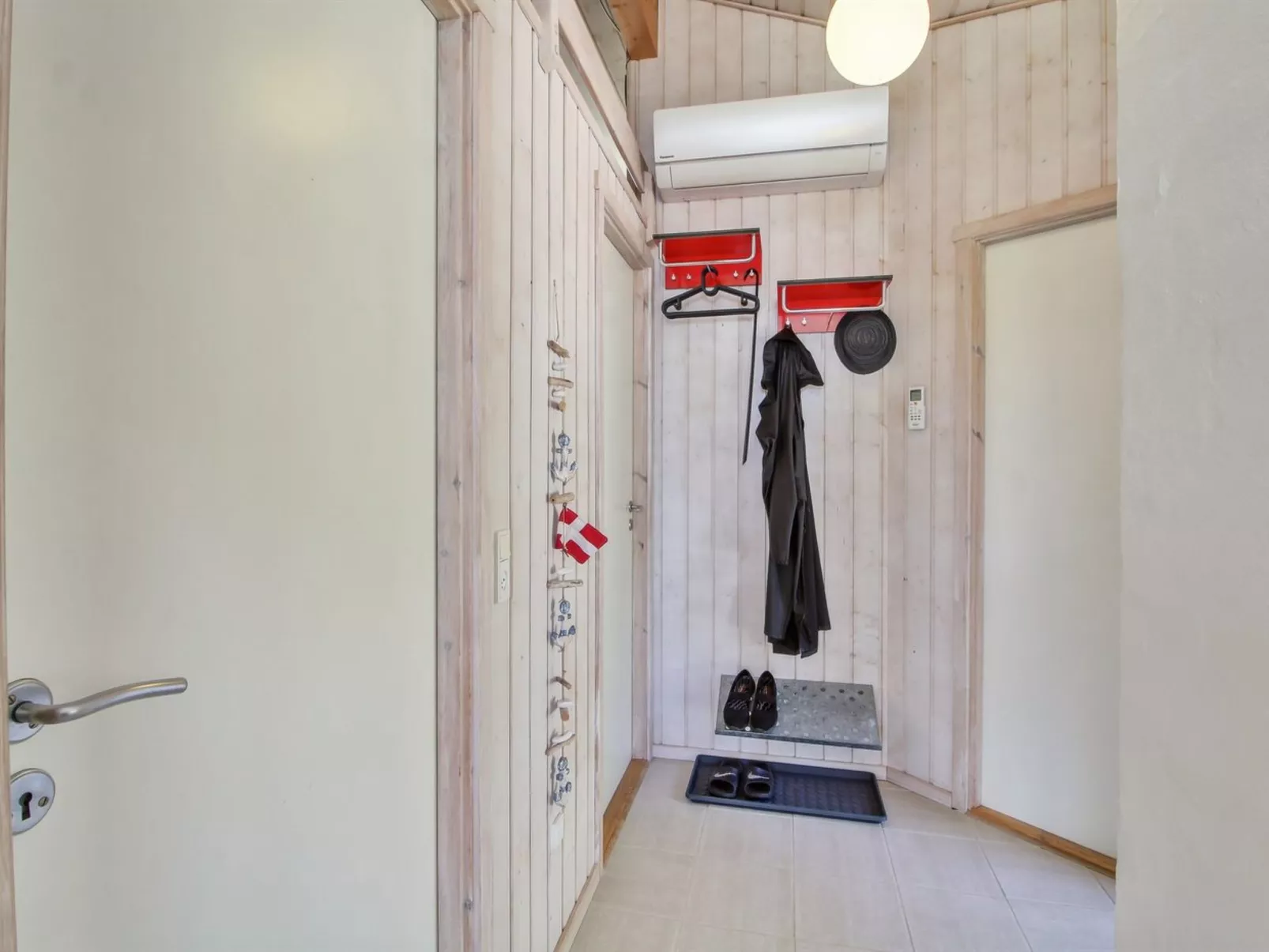 "Lilla" - 120m from the sea - Drinnen