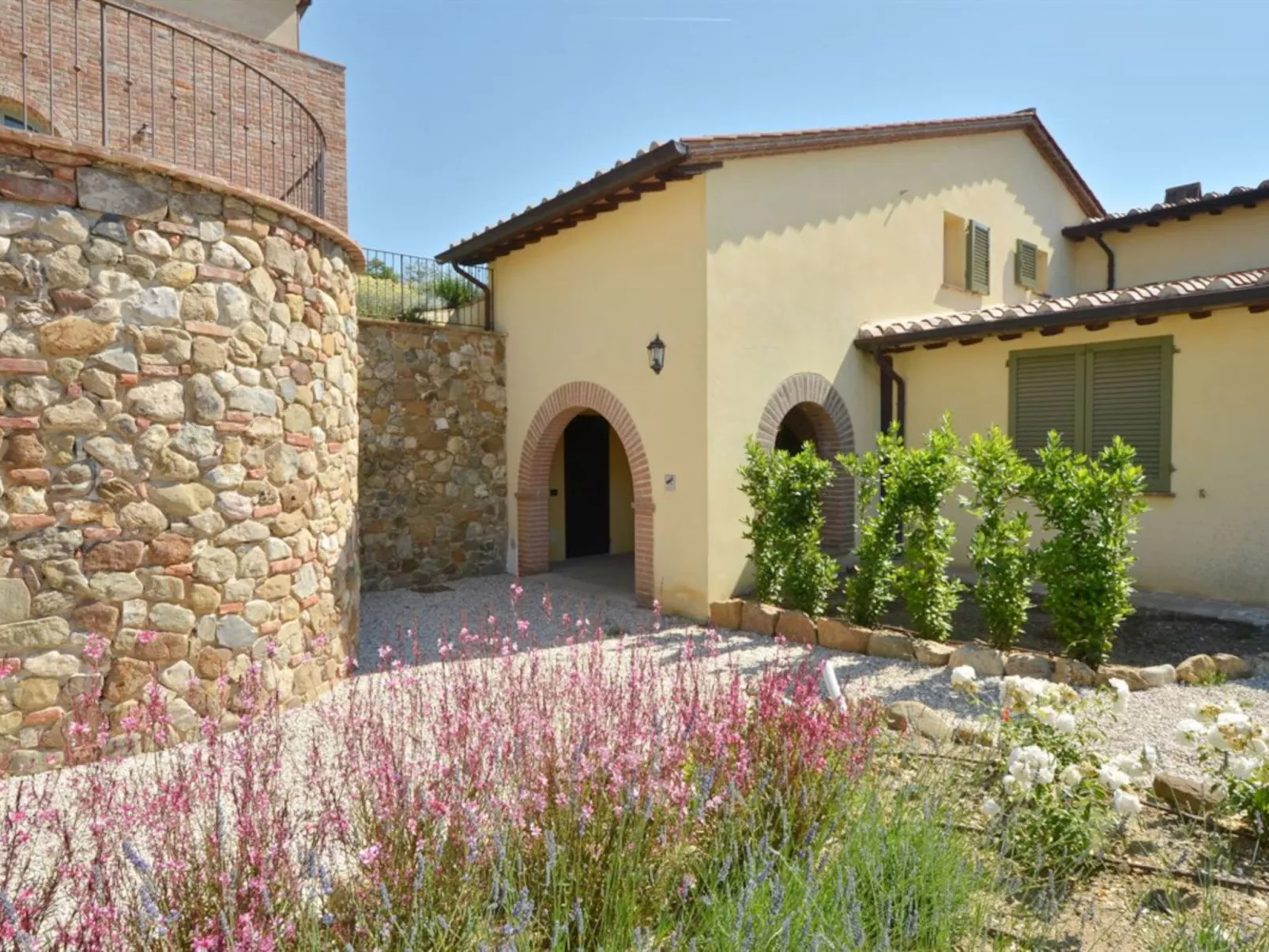 Villa Aquila - Draußen