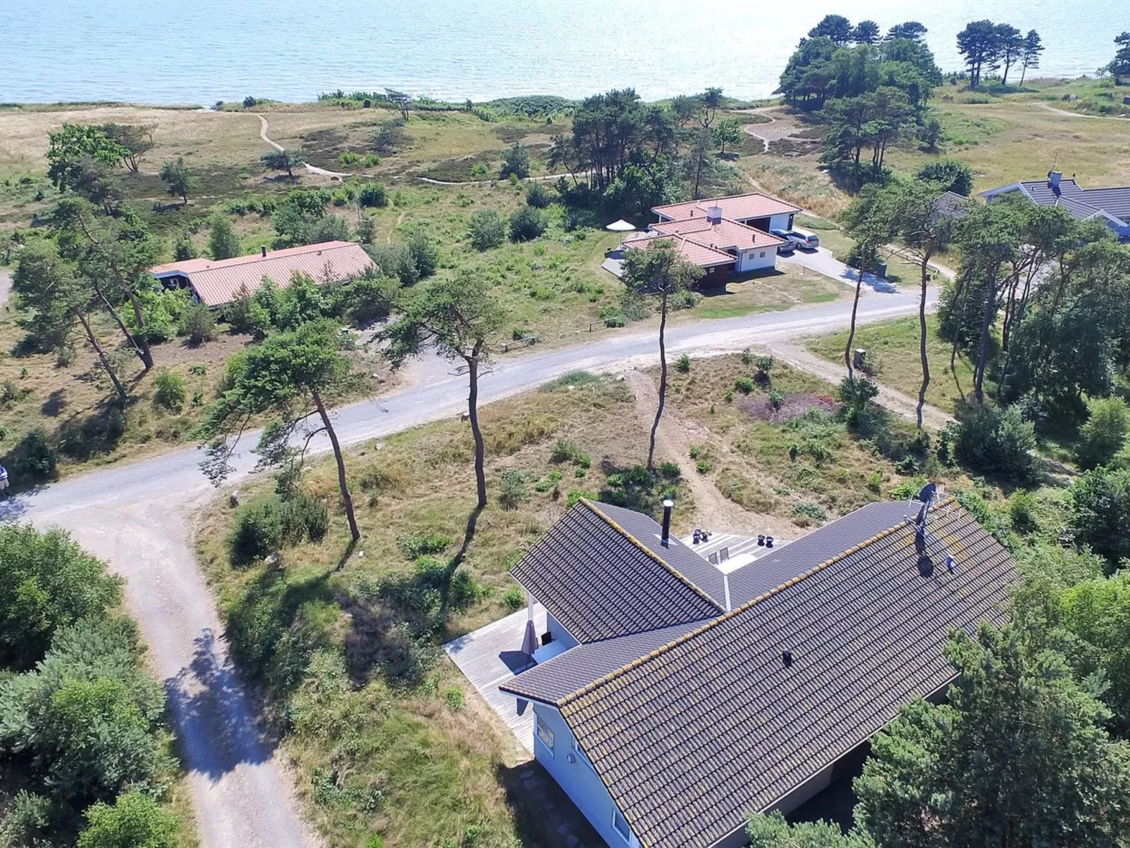 "Gyrid" - 150m from the sea-Outside