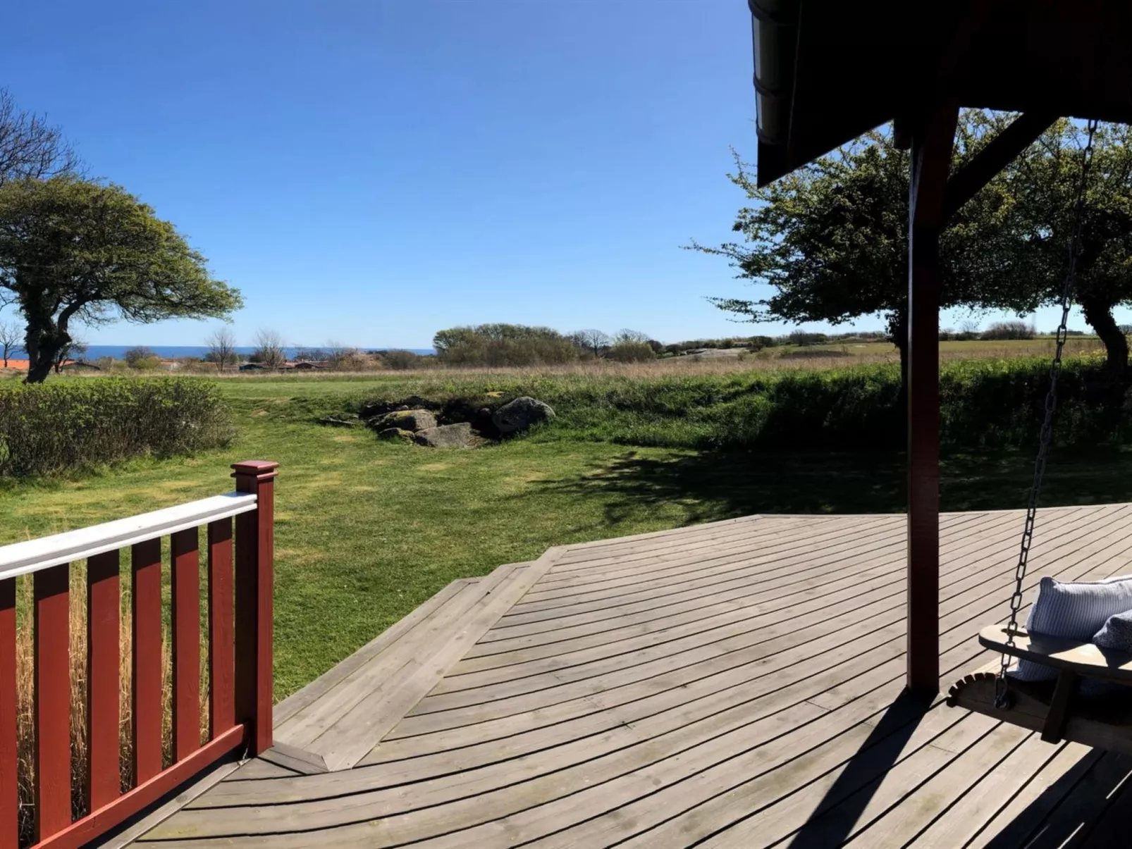 "Marlies" - 300m from the sea - Outside