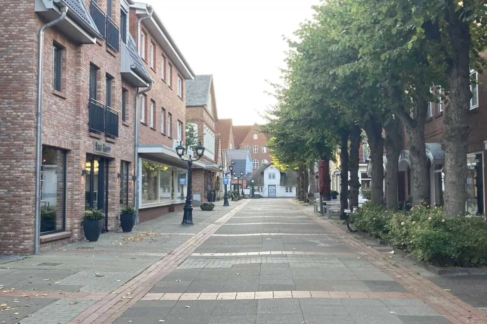 94531-Exterior in summer