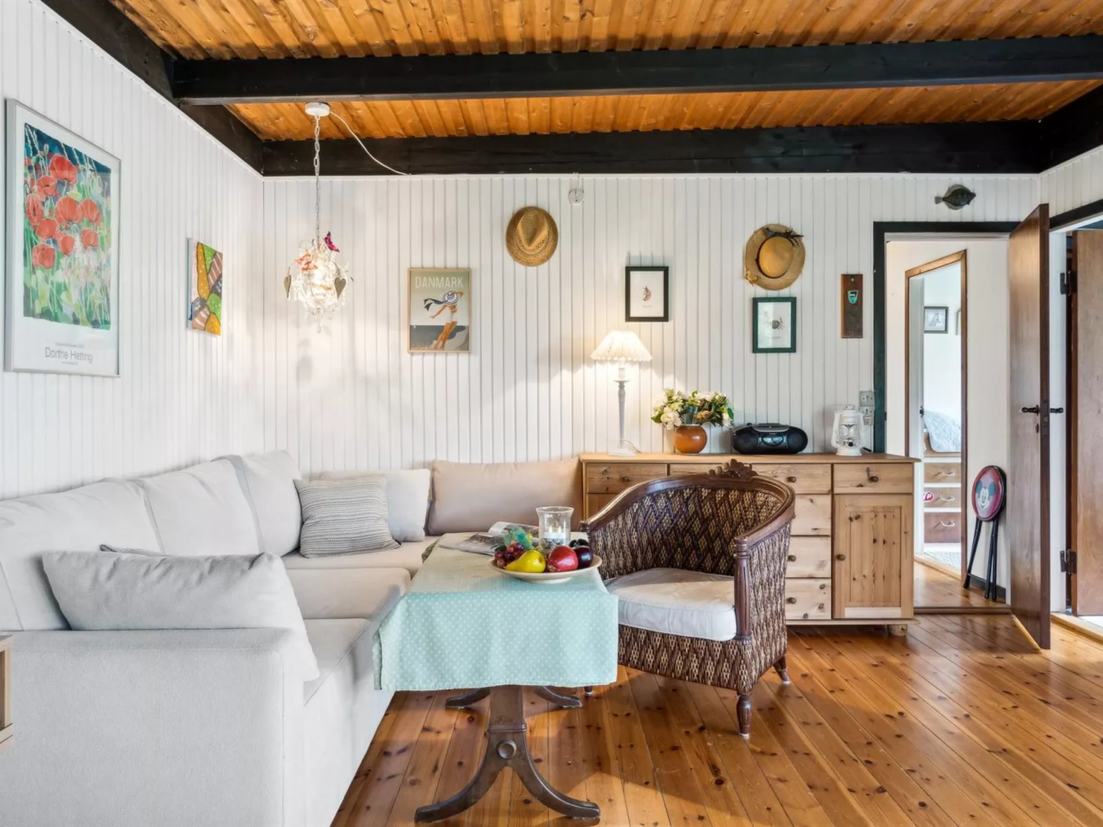 "Auli" - 125m from the sea-Inside