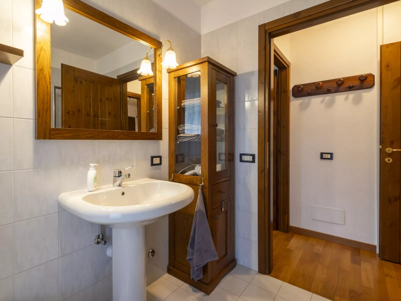 Monte Confinale Terrace View-Inside