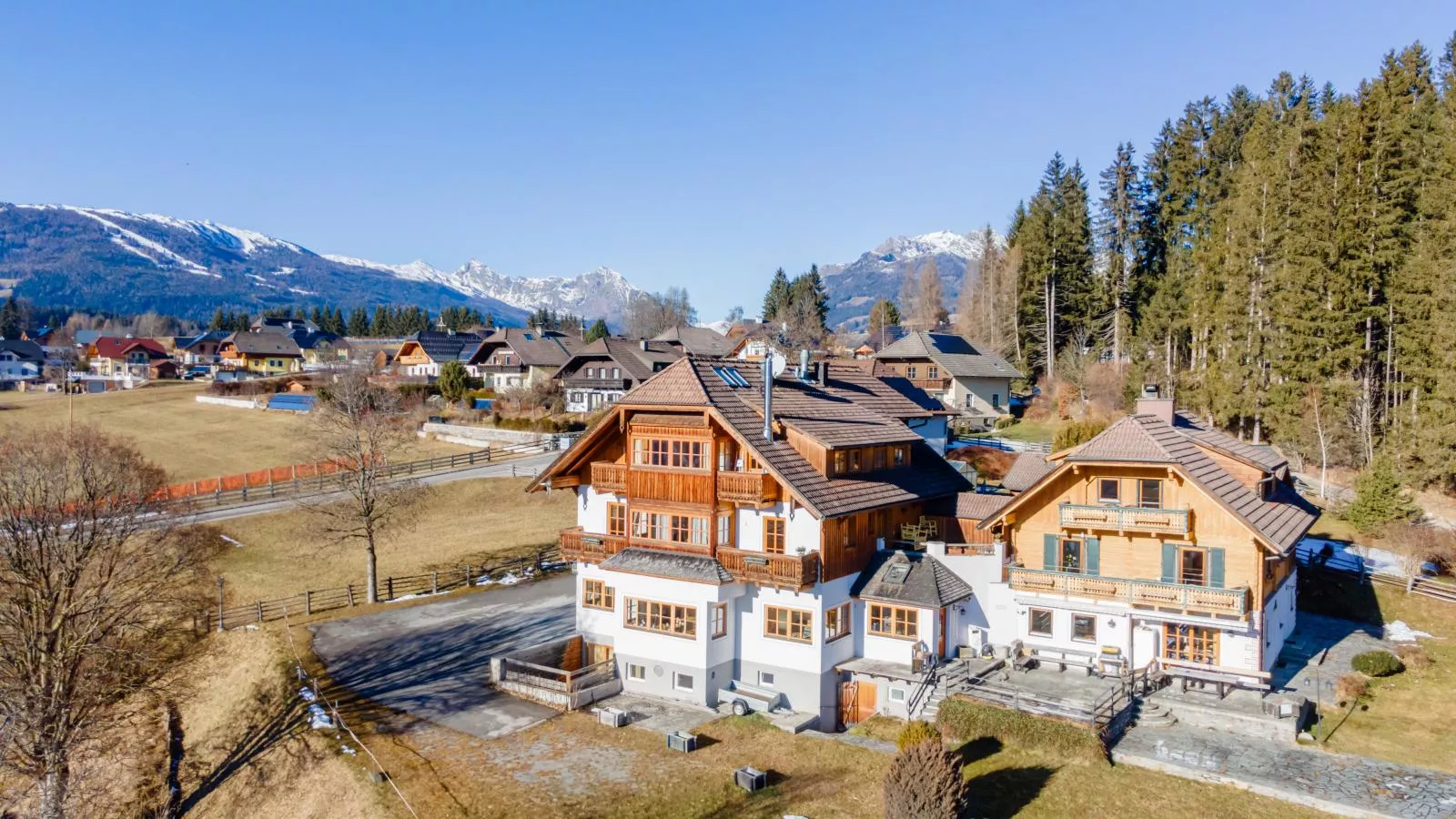 Fanningberg-Exterior in winter