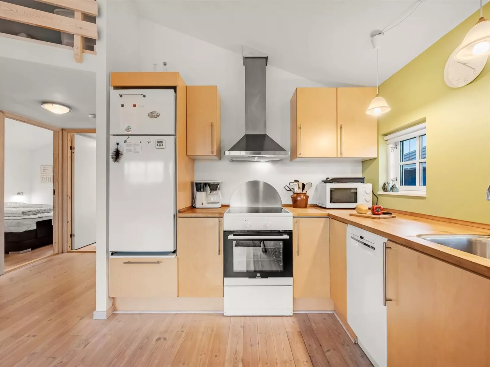 "Binta" - 300m to the fjord - Dedans