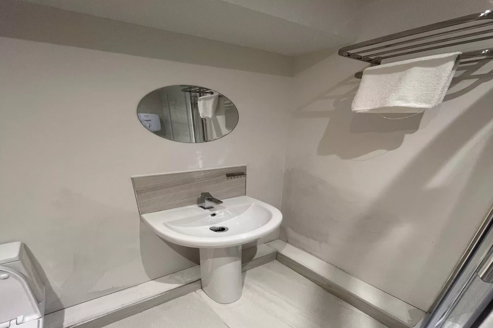 EN_MEH020_Superior Double Studio-Badezimmer