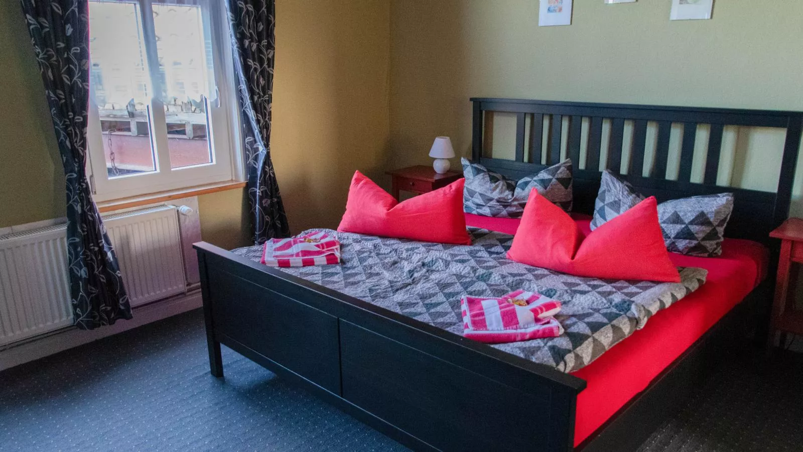 Brocken-Blick-Bedroom