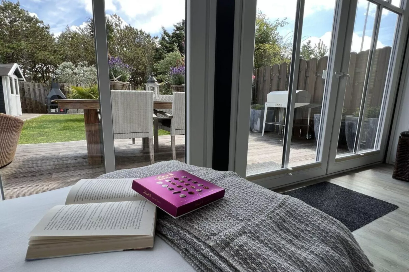 382416-Terrasse/Balkon