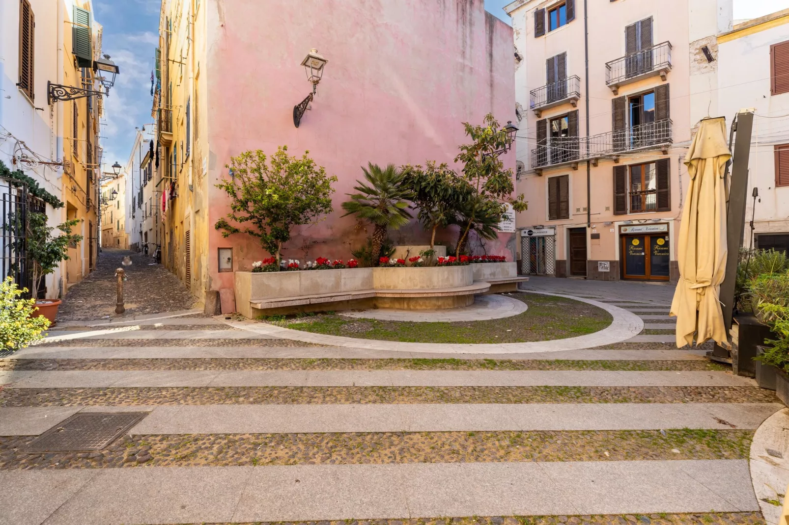 MONOLOCALE BURAGNA-Areas within 1km in summer