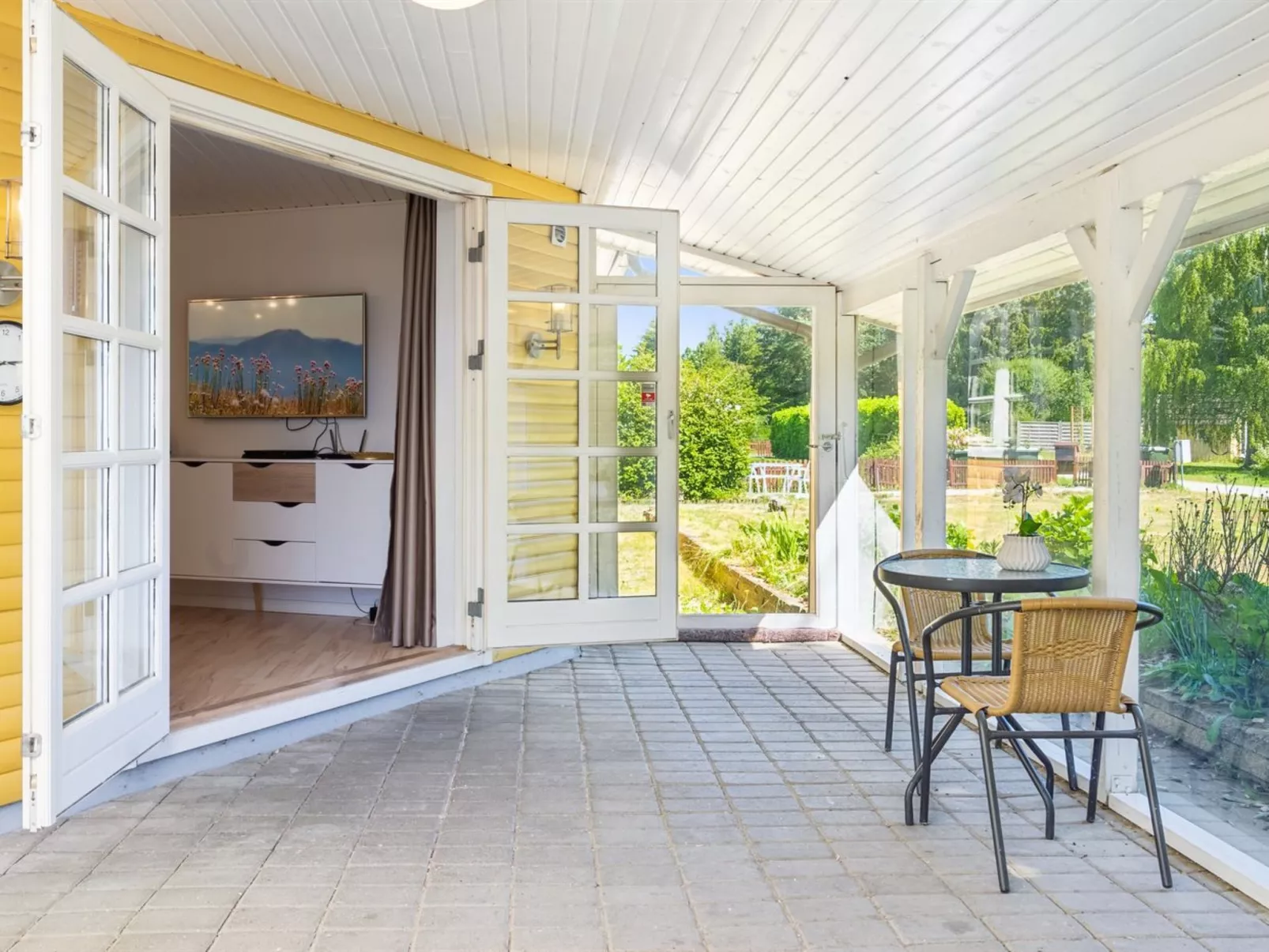 "Senija" - 6.5km from the sea-Drinnen