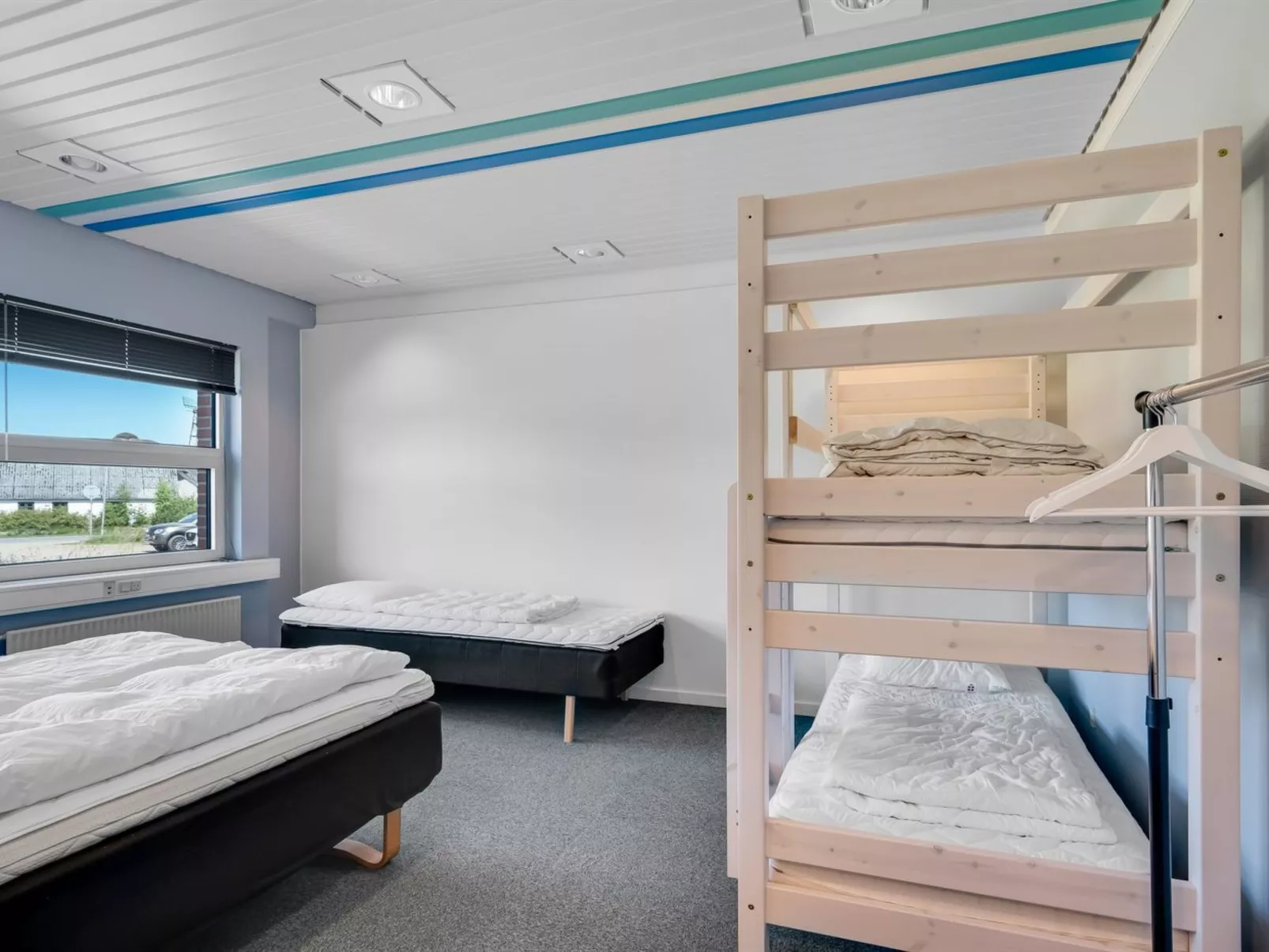 "Borjana" - 500m to the fjord-Drinnen