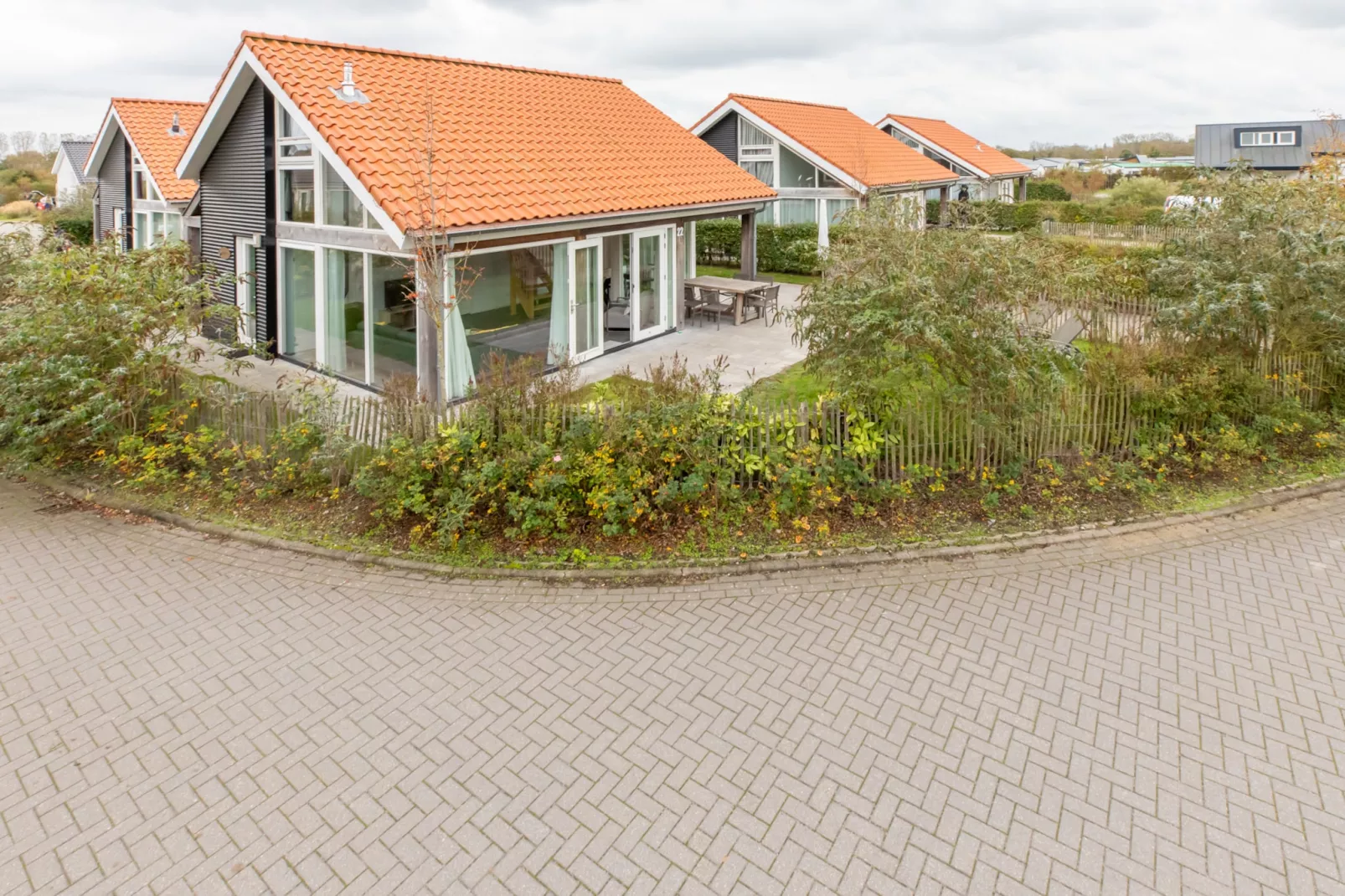 Zonnedorp 22  Holiday Home Anoes Renesse | Beach-nearby Comfort in Zeeland-Untagged