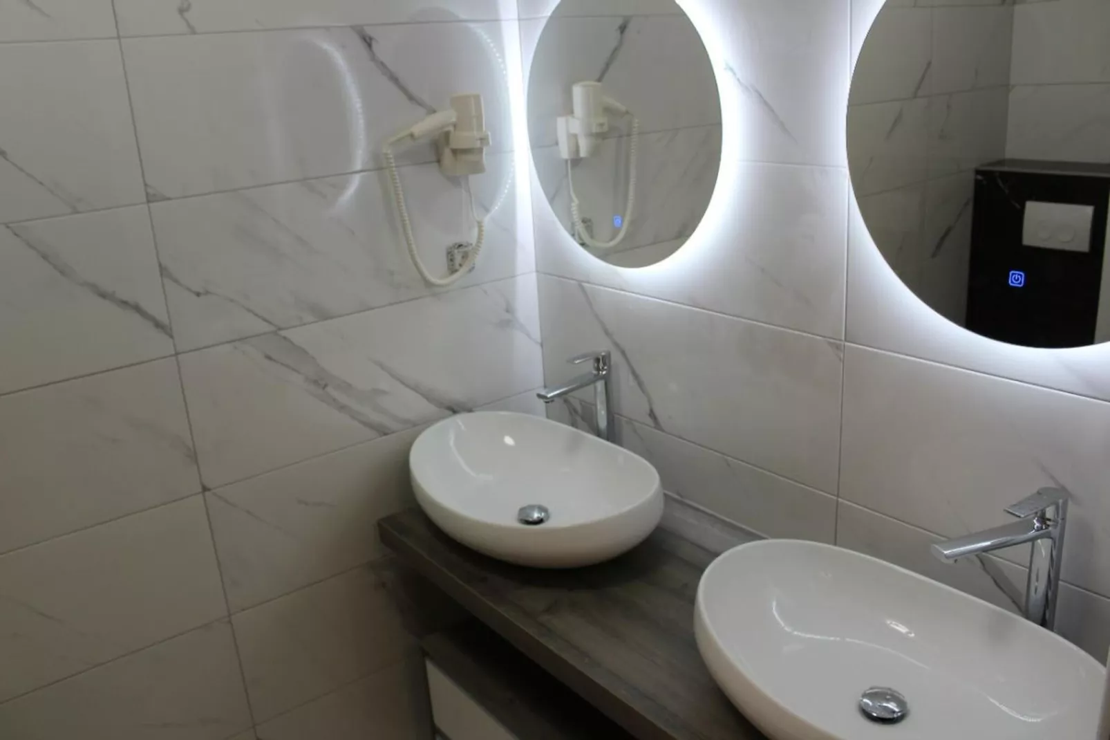 Sv Marija2 - Ferienwohnung 4 - Typ 4plus2-Badezimmer